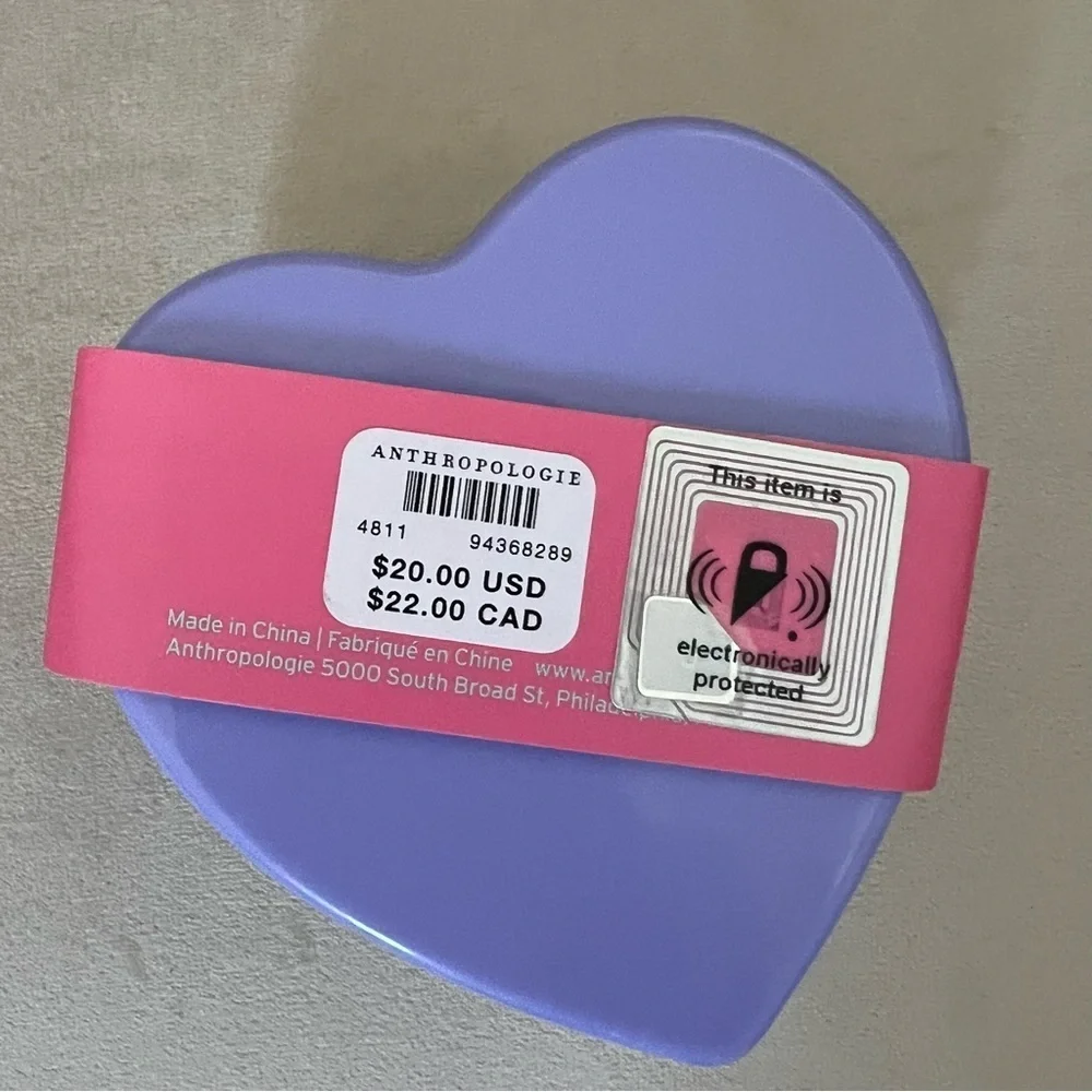 NWT Anthropology Relax & Revive Silicone Scalp Massager Purple Selfcare Spa